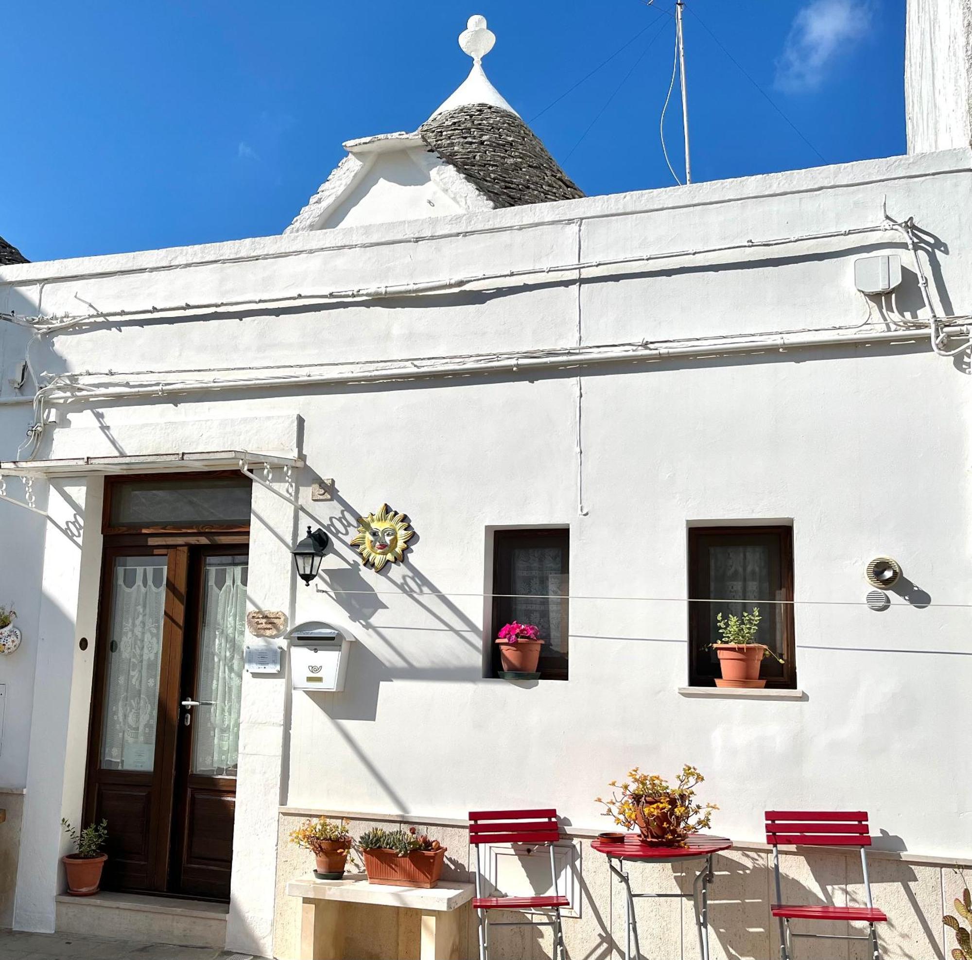 Trullo Di Giovannina Casa Vacanza อัลเบโรเบลโล ภายนอก รูปภาพ